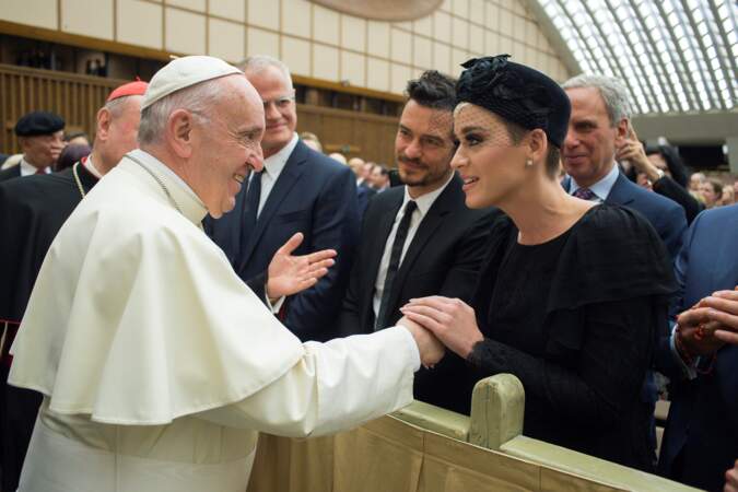 Katy Perry et Orlando Bloom ont  rencontré le Pape François lors de la conférence internationale «Unis contre la guérison» au Vatican, le 28 avril 2018. 