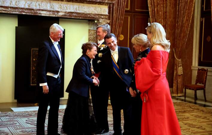 Accueil des invités au dîner d'état offert par le roi Willem Alexander des Pays-Bas et la reine Maxima au président Emmanuel Macron et sa femme Brigitte au palais royal à Amsterdam.