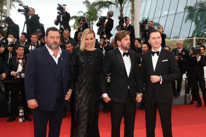 Festival de Cannes 2023 - Montée des marches du film The Zone Of Interest : le jury de la compétition officielle avec Paul Dano, Ruben Ostlund, Julia Ducournau et Denis Menochet