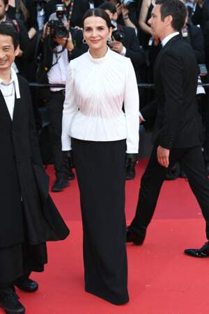 Festival de Cannes 2023 - Montée des marches du film La passion de Dodin Bouffant : Juliette Binoche 