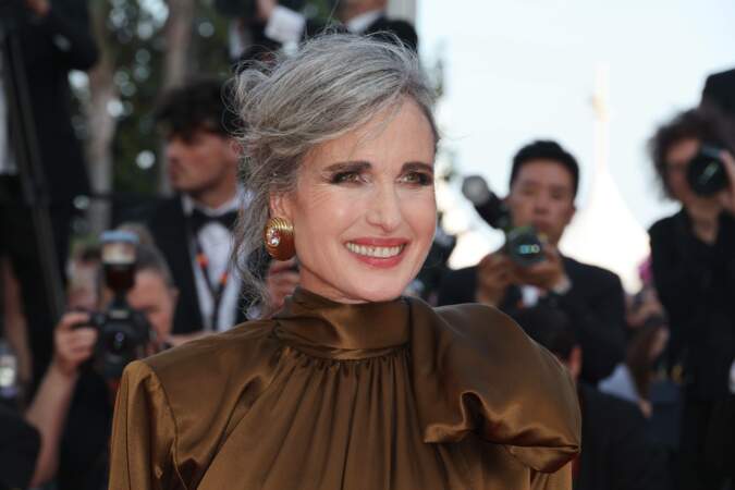 Festival de Cannes 2023 - Montée des marches du film L'Eté dernier :   Andie MacDowell 