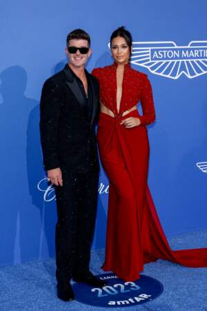 Festival de Cannes 2023 - Le gala de l'amfAR : Robin Thicke et April Love Geary