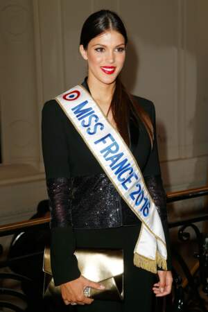 Iris Mittenaere a été élue Miss France en 2016, mais elle a surtout remporté le graal en devenant Miss Univers 2016.