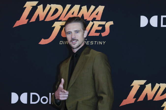 Indiana Jones Calista Flockhart Méconnaissable Au Côté Dharrison