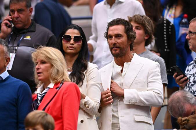 L'acteur américain Matthew McConaughey et sa femme Camila Alves lors de la finale masculine de l'US Open 2023.
