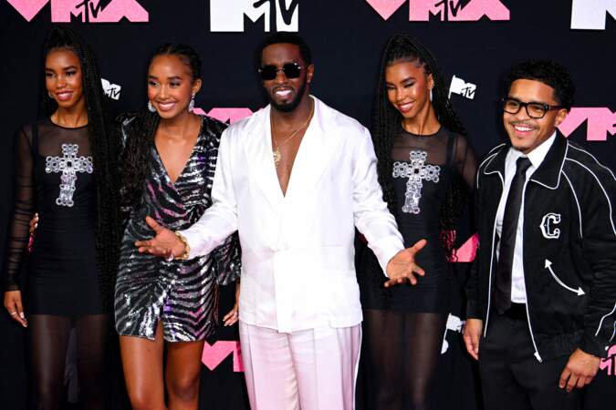 Diddy, Justin Dior Combs, Chance Combs, Jessie James Combs et D'Lila Star Combs assistent aux MTV Video Music Awards 2023