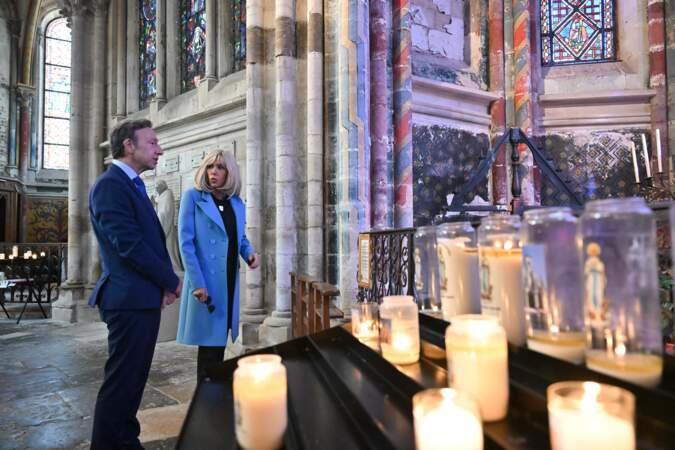 Brigitte Macron et Stéphane Bern en visite en Côte-d'Or.