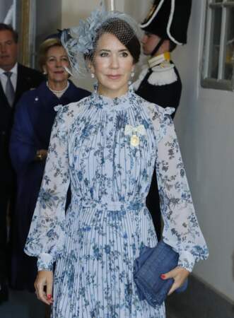 La princesse Mary de Danemark arrive pour l'office d'action de grâce, Te Deum, dans l'église Palais Royal à Stockholm.