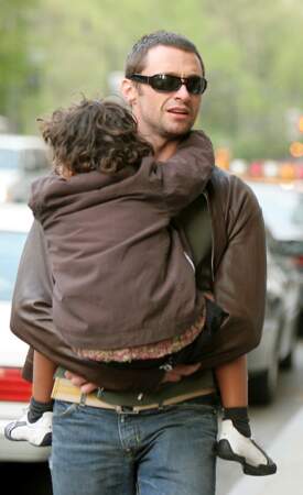 Oscar Maximilien, son premier fils, né en 2000, et Ava-Eliott, la deuxième, née en 2005. En 2005 sur la photo il a 37 ans