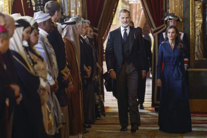 Pour cloturer cette cérémonie le roi Felipe VI et la reine Letizia d’Espagne se sont rendus dans une salle avec tous les amabassadeurs.