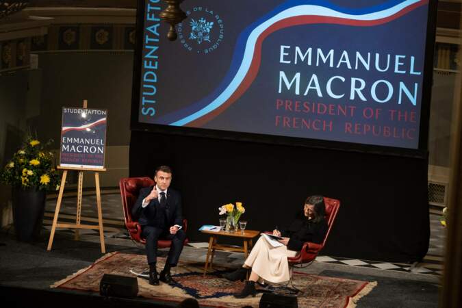 Le président français Emmanuel Macron s'adresse aux étudiants sur la résilience des démocraties en Europe lors d'une visite à l'université de Lund à Lund.
