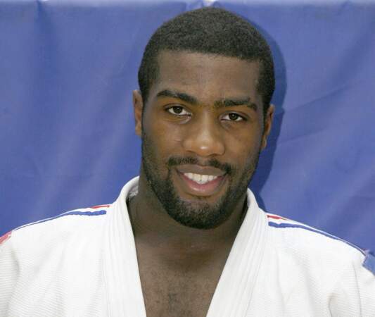 Teddy Riner est né le 7 avril 1989 à Pointe-à-Pitre en Guadeloupe, il est un judoka français évoluant dans la catégorie des plus de 100 kg. Il est détenteur d'un record de onze titres de champion du monde. 
