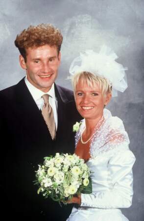 Sophie Davant épouse Pierre Sled en 1991. Elle a alors 28 ans