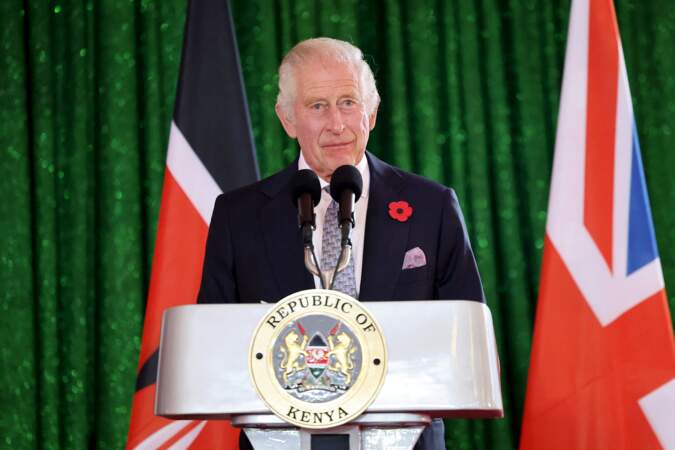 La Commission des droits de l'homme du Kenya a exhorté Charles à présenter des "excuses publiques sans équivoque."