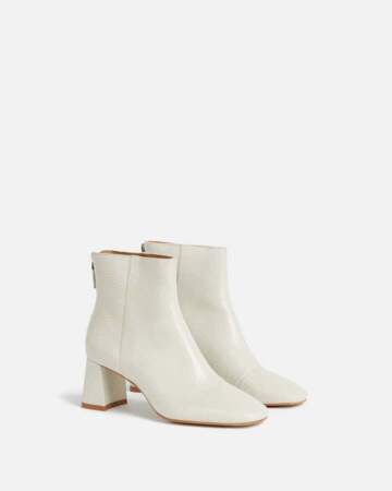 Boots blanches, Minelli, 139€