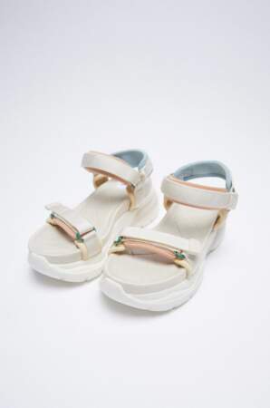 Sandales à plateformes, Zara, 49,95 €