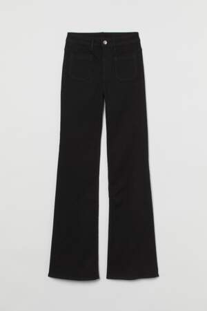 Jean flare noir, H&M, 19,99€