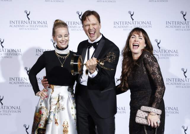 L'actrice suédoise Sofia Helin, Alexander Eik et la productrice Silje Hopland Eik 49th International Emmy Awards - NYC
