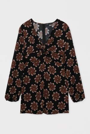 SHOPPING Robe fleurie rétro Pull & Bear, 29,99 euros