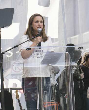 En 2018, lors de la Women’s March, Natalie Portman a déclaré  un discours des plus marquants : "Nous devons exiger la libération de la peur de nos corps et le contrôle sur notre propre corps." Elle incite aussi les femmes à chercher des postes de pouvoir. 