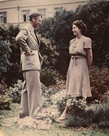Princesse Elizabeth II et le roi George VI en 1946