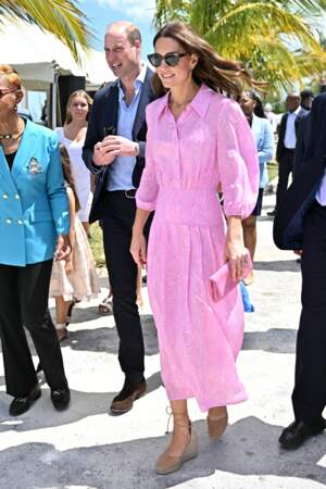Kate Middleton en robe chemise Rixo aux Bahamas