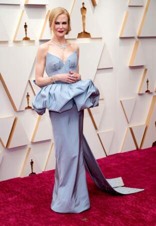 Nicole Kidman aux Oscars 2022 en robe Giorgio Armani Privé