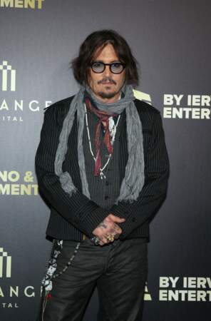 Johnny Depp vendait des stylos par téléphone