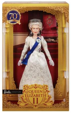 Mattel sort une poupée Barbie à l'éffigie de la reine Elisabeth II pour célébrer ses 70 ans de règne.