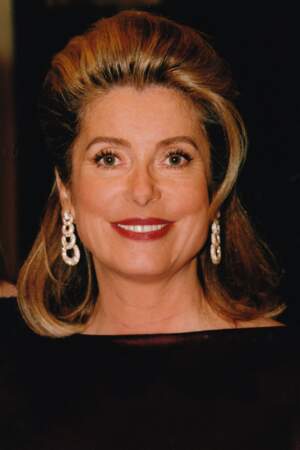 Catherine Deneuve à 55 ans en 1998