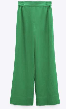 Pantalon en lin large vert Zara, 39,95 euros