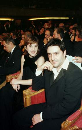 Charlotte Gainsbourg et Yvan Attal à la cérémonie des Cesar en 1997