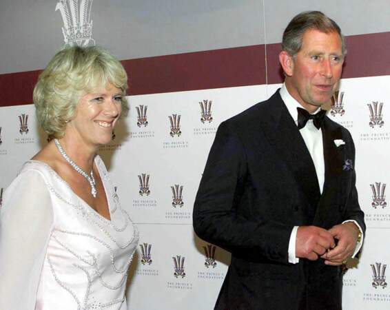 Camilla Parker-Bowles et le prince Charles à Londres en 2000 