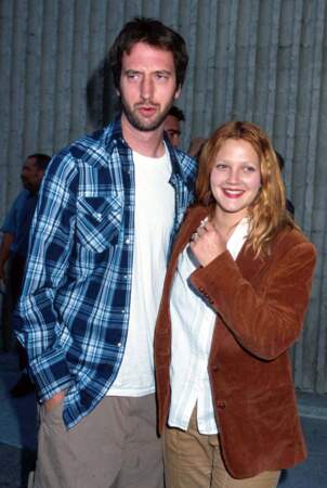 En 2001, Tom Green épouse Drew Barrymore avant de se séparer au bout de 4 mois de mariage. 