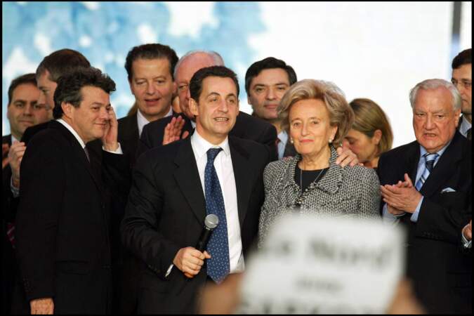 En 2002, Bernadette Chirac assiste à l'élection de Nicolas Sarkozy en tant que président de l'UMP (67 ans)