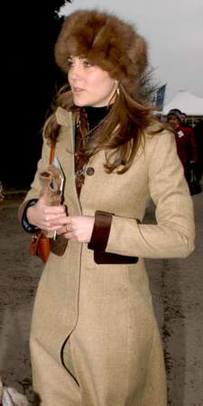 Kate Middleton (24 ans) assiste au Gold Cup Day en 2006
