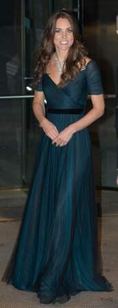 Kate Middleton (32 ans), duchesse de Cambridge, assiste à la soirée The Portrait Gala en 2014
