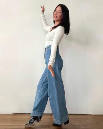Lucy Liu en jean extra taille haute