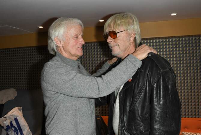 Dave (75 ans) reçoit le chanteur Renaud lors de son concert à Bobino à Paris en 2019