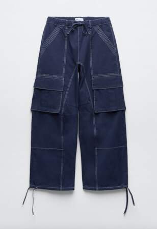 Pantalon cargo à surpiqûres Zara, 49,95 euros