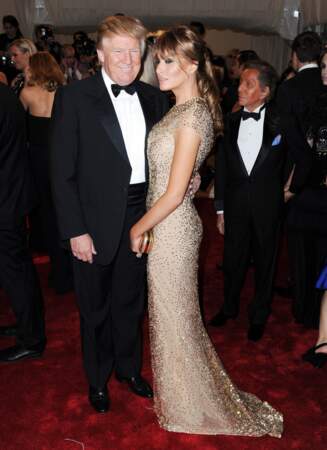 En 2011, Melania Trump (41 ans) et son époux Donald Trump pour une soirée de gala au Metropolitan Museum de New York