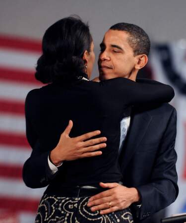 Barack Obama et Michelle lors d'un rassemblement organisé le soir des résultats des élections primaires à Nashua, États-Unis, (2008)
