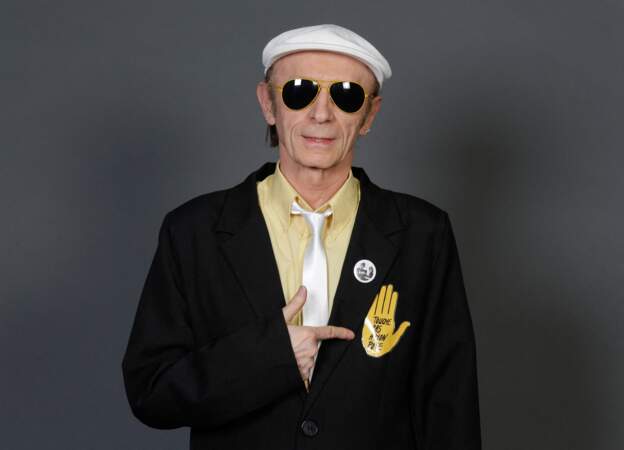 Membre emblématique de la tournée Stars 80, Laroche Valmont compte plus de 1,9 millions de streams sur Spotify pour son tube T'as le look, coco. Il a 73 ans.