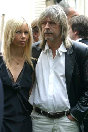 Le chanteur Renaud (52 ans) et sa compagne Romane lors du coup d'envoi de la 23ème Fête de la musique à Paris en 2004