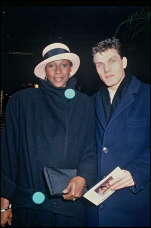 En 1985, Marc Lavoine (23 ans) et sa femme Denise Pascale lors des Victoires de la Musique