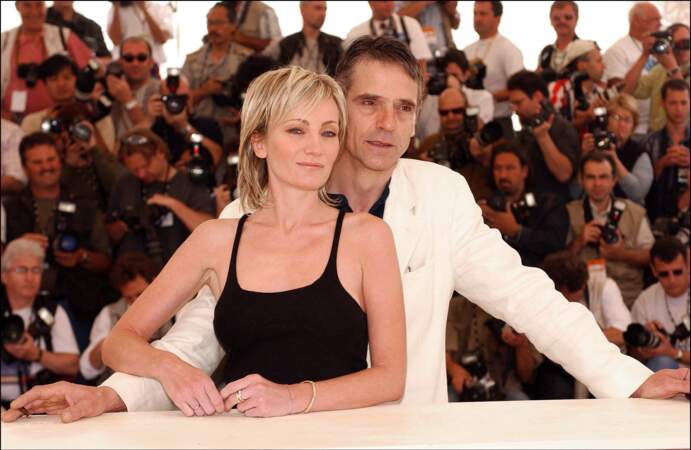 Patricia Kaas et Jeremy Irons au Festival de Cannes en 2002 (36 ans).