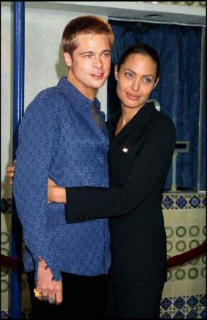 Brad Pitt et Angelina Jolie sont tombés amoureux lors du tournage du film Mr. & Mrs. Smith en 2005. Il était alors marié à Jennifer Aniston.