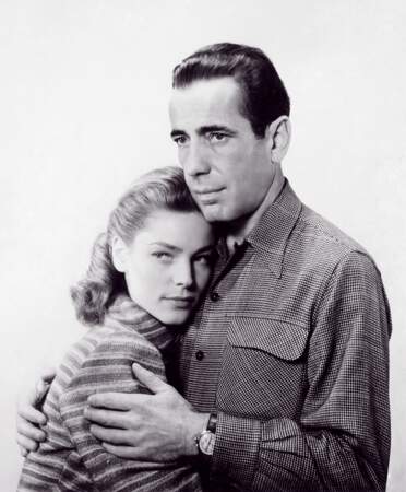 Humphrey Bogart et Lauren Bacall sont tombés amoureux pendant le tournage du Port de l'angoisse en 1944 (l'acteur avait alors 44 ans). Marié, il eut un coup de foudre partagé pour l'actrice de 19 ans, ils se marient en 1945.