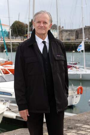 Francis Huster (74 ans) au photocall du téléfilm Meutres sur les Iles lors de la 23e édition du Festival de la Fiction TV de la Rochelle en 2021