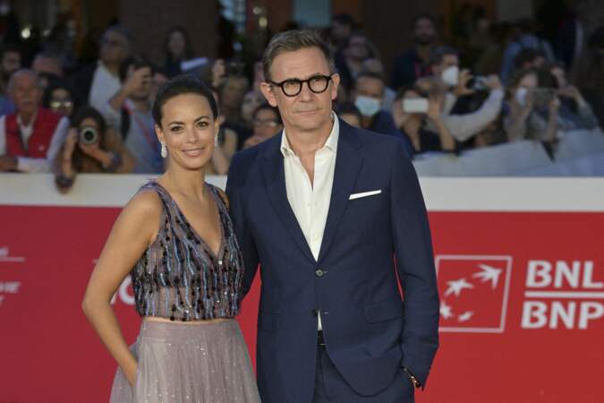 Bérénice Bejo et son compagnon, le réalisateur Michel Hazanavicius arrivent à la projection du film "Coupez" lors de la 17ème édition du Festival International du Film de Rome